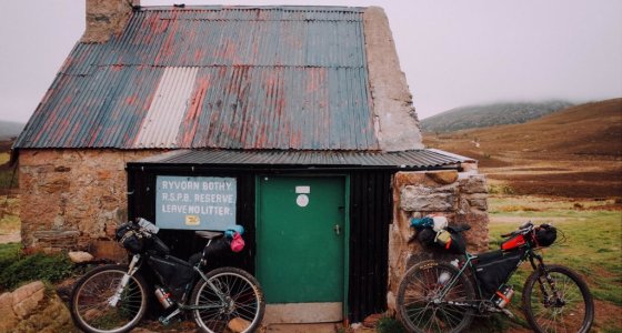 cairngorms gravel ride bothy